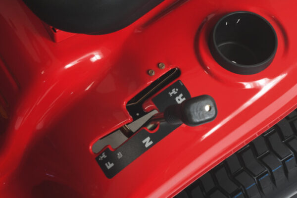 MTD 96 Tondeuse autoportée à ramassage intégré – Image 3